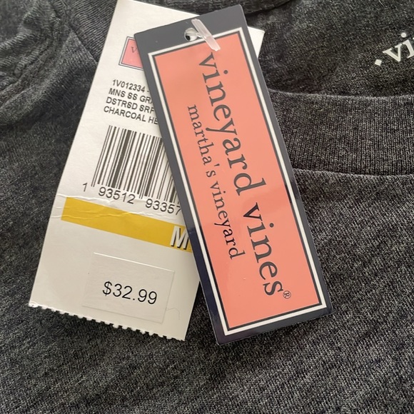 Vineyard vines T-shirt NWT - Picture 3 of 4